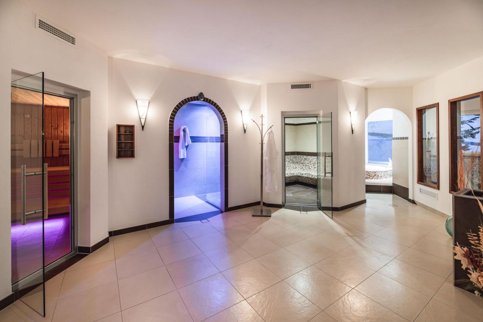 Hotel Daniel Apartments Селва ди Вал Гардена Екстериор снимка